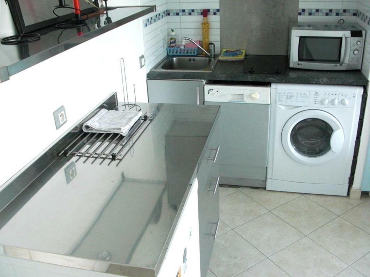 Agreable Appartement 4 Personnes A Villeneuve-Loubet Plage, Piscine, Mer, Commerces A Proximite Exteriör bild