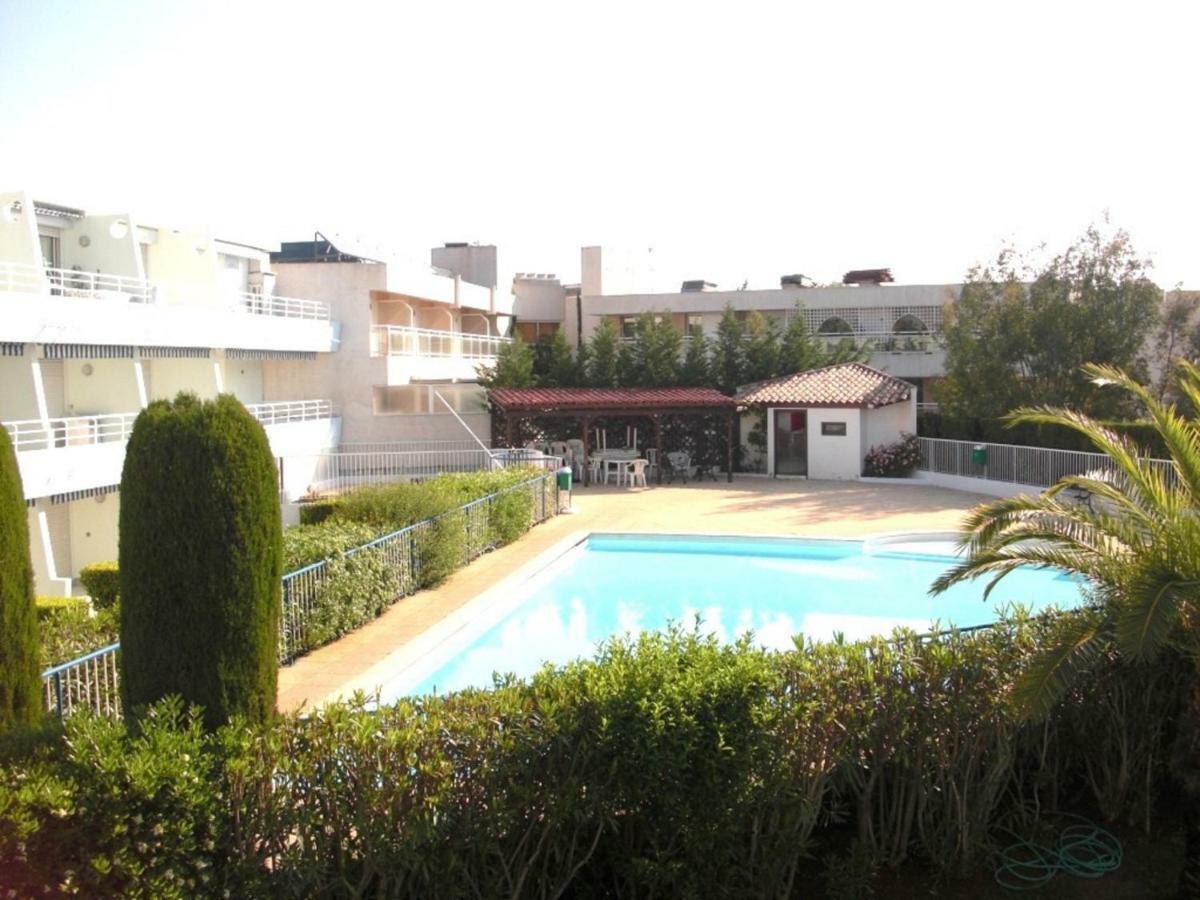 Agreable Appartement 4 Personnes A Villeneuve-Loubet Plage, Piscine, Mer, Commerces A Proximite Exteriör bild